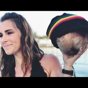 Meet your Posher, Ally